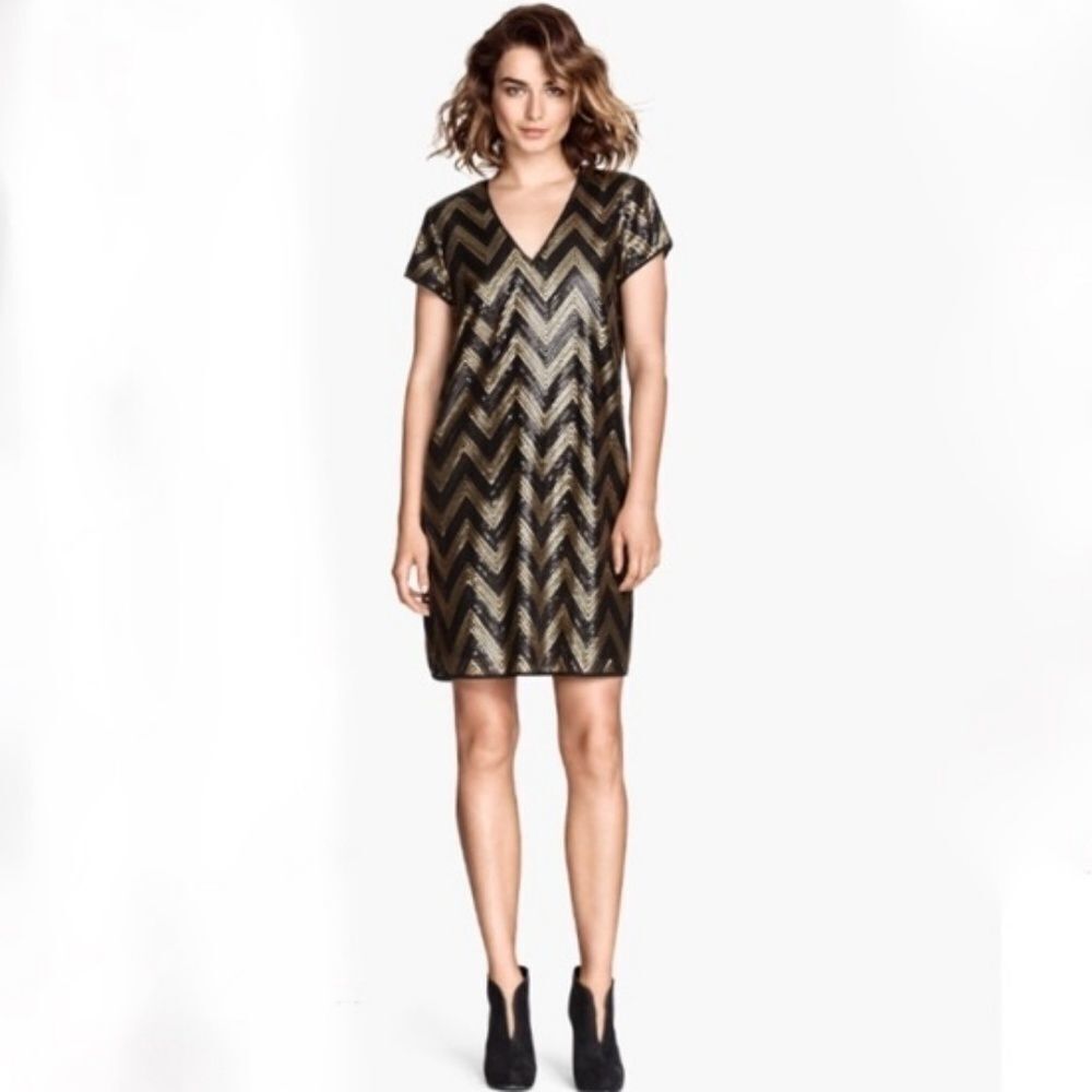 H&M Gold and Black Chevron Midi Dress